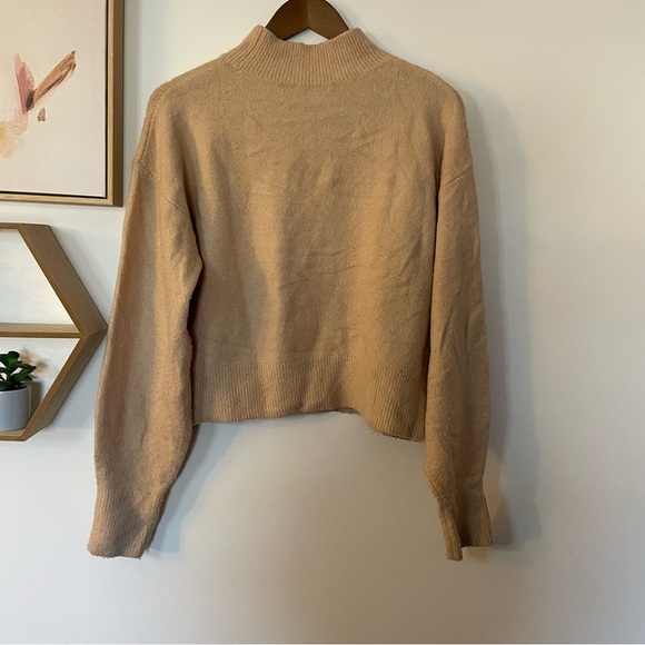 & Other Stories Cozy Tan Women's Sweater small - Picture 2 of 4